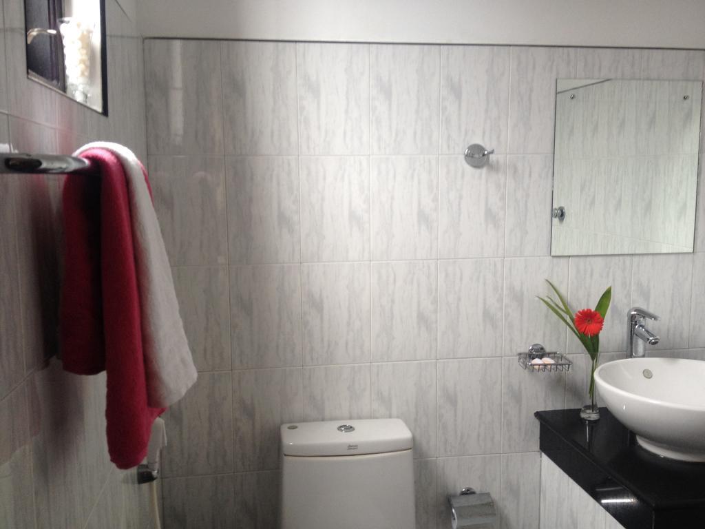 Friends Guesthouse Kudapaduwa Bagian luar foto